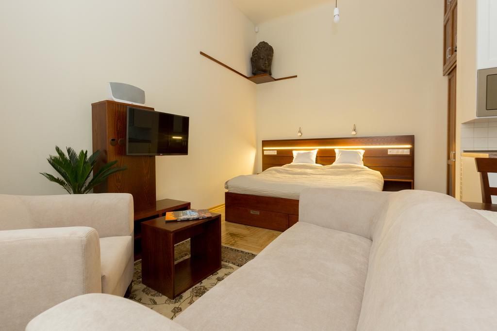 Family Buddha Apartment Budapest Eksteriør billede